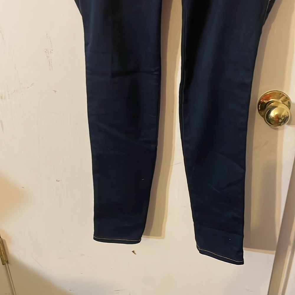 Express Jeans - Picture 2 of 7